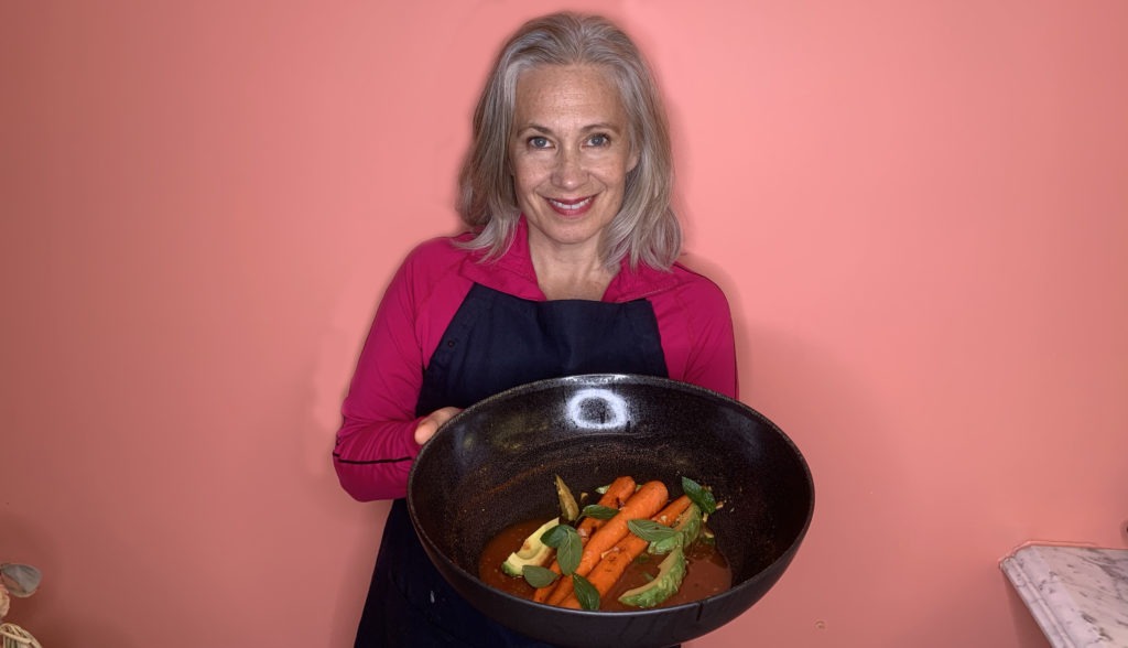 Tasty and Healthy Carrot, Paprika, and Avocado Salad Recipe